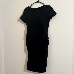Old Navy maternity fitted black dress